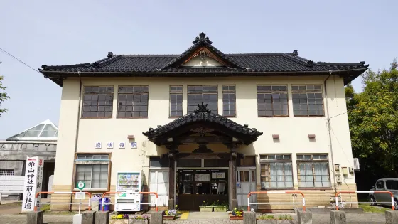 巖峅寺