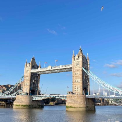 英国伦敦+剑桥9日8晚跟团游