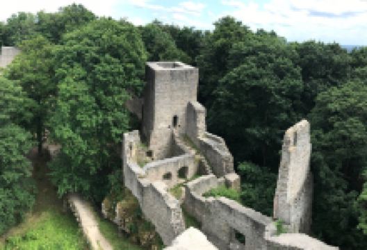 Choustnik Castle Ruins景点图片