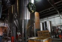 Hangar 24 Craft Brewery景点图片