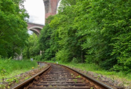 Elstertalbrücke景点图片