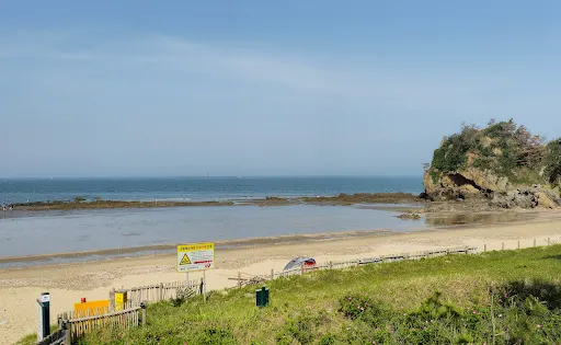 三峰海水浴場