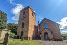 St Oswald Church景点图片