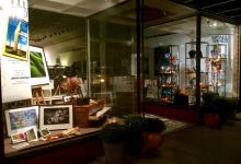 Small World Gallery景点图片