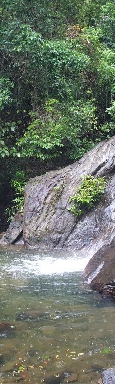 Ton Pring Waterfall-泰孟