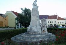 Countess Frantiska Andrasi Monument景点图片