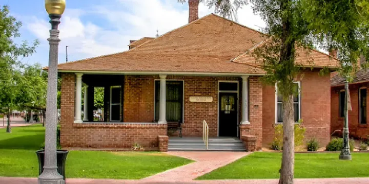 Arizona Doll and Toy Museum