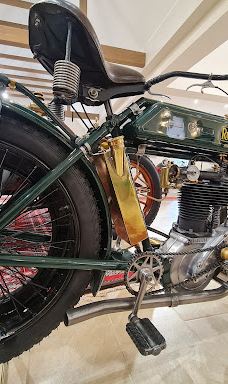 Kaáli Autó-Motor Múzeum-巴拉顿菲赖德区