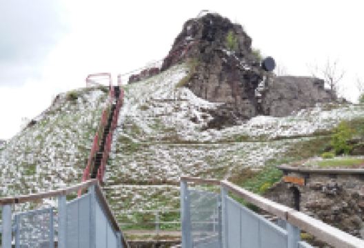 Tollenstein Castle Ruins景点图片