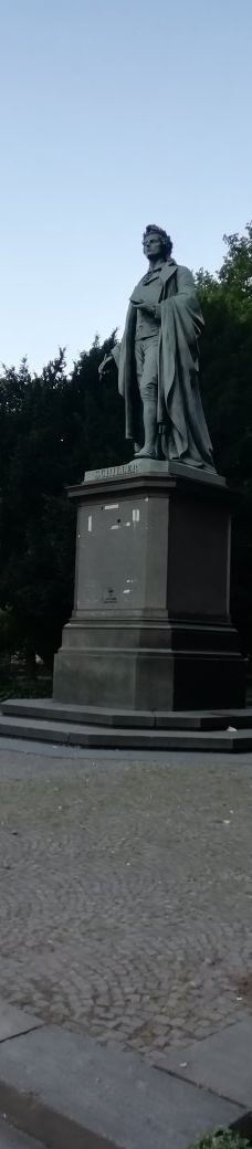 席勒雕像-法兰克福