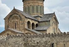 生命之柱主教座堂景点图片