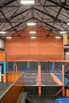 Sky Zone Trampoline Park-米沙沃卡