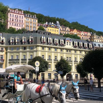 德国+捷克+波兰4日3晚跟团游