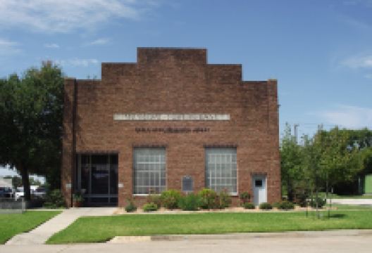 Carl & Mary Welhausen Library景点图片