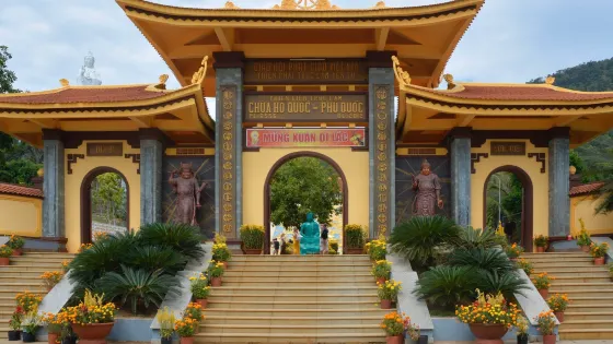 Đình Thần Nguyễn Trung Trực