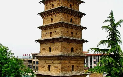 精進寺塔