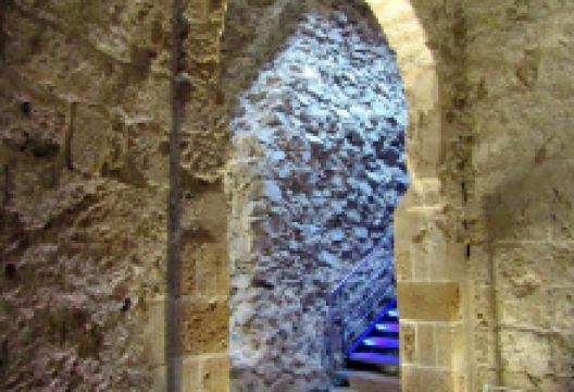 Puerta Califal景点图片