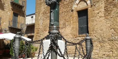 Monumento a Umberto I