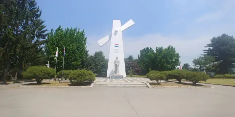 荷蘭軍參戰紀念碑