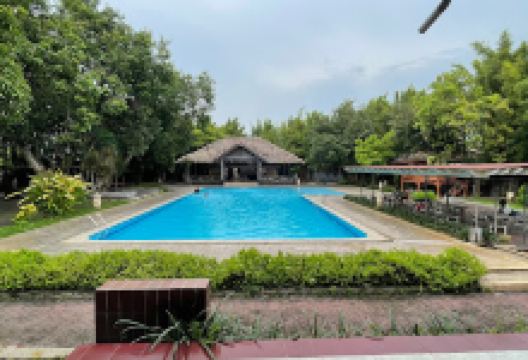 Adi Tirta - Swimming Pool & Sports Club景点图片