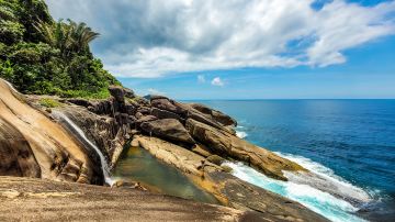 Saco Bravo Waterfall​