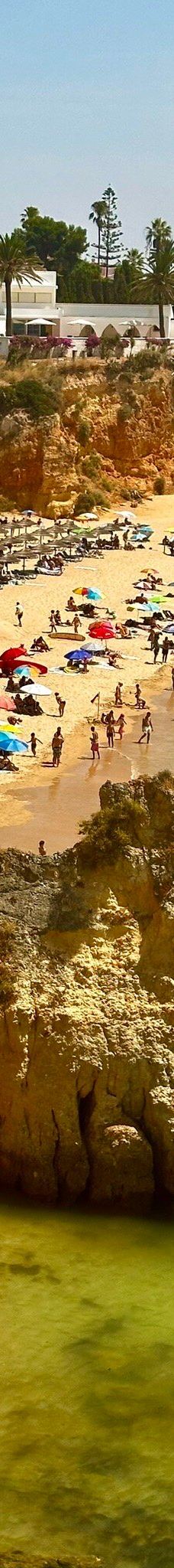 Praia do Alemao-波尔蒂芒