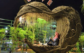 Selfie Park Taman Pule