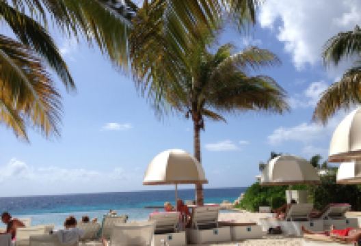 Jan Thiel Beach景点图片