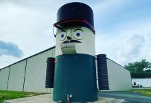 Giant Nutcracker Head景点图片