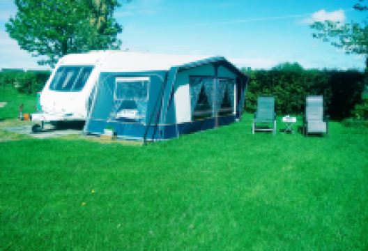 Seafront Lowry sculpture景点图片