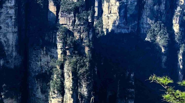 2-day  · Private Tour · Zhangjiajie + Zhangjiajie Grand Canyon + Zhangjiajie National Forest Park + Tianmen Mountain National Forest Park