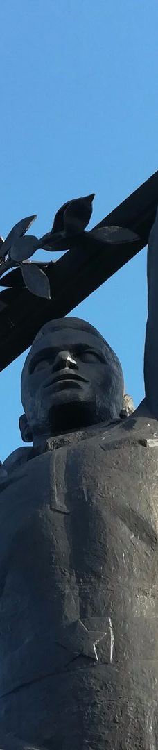 Sculpture Soldier-Winner-鄂木斯克