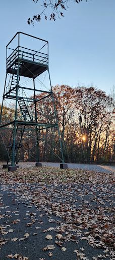 Mount Tom State Reservation-霍利奥克