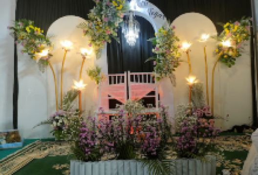 E DECORATION PERSEWAAN TAMAN DEKORASI EDI景点图片