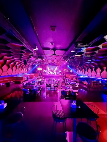 Rain Luxury Club Karawang