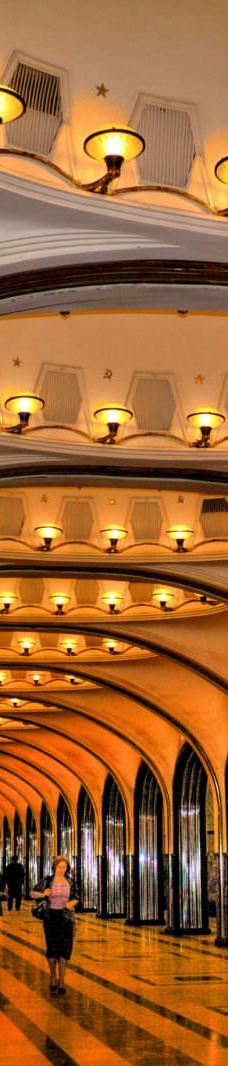 马雅科夫斯基站-莫斯科