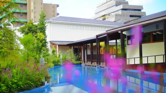 Dogo Giyaman Glass Museum