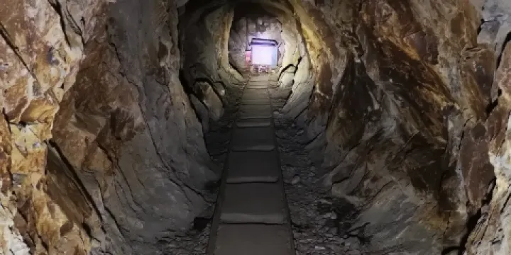 Karr's Reef Goldmine