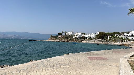 Oba Beach & Restaurant