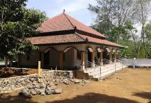 Makam Wali Ki Ageng Natas Angin景点图片