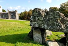 Plas Newydd Burial Chamber景点图片