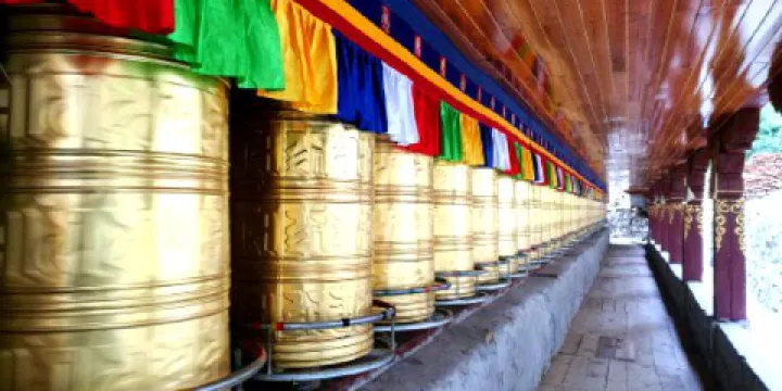 奔波寺（蚌普寺）