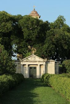 Wenckheim kripta és kápolna-贝凯什乔鲍伊区