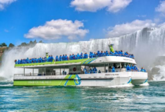 "雾中少女号"游船景点图片