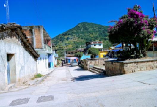 Kiosko De Atzacoaloya景点图片