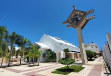 Cathedral of the Holy Cross景点图片