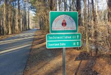 Paulding Chamber Trailhead景点图片
