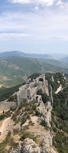 克里比城堡-屈屈尼昂