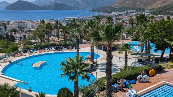 AquaDream Water Park