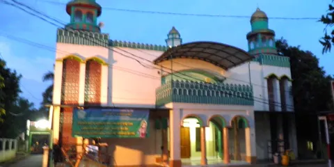 Nurul Falah Mosque